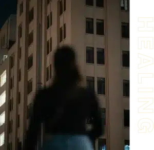 NYC woman exploring psychodynamic therapy for high-functioning adults to navigate stress and life transitions